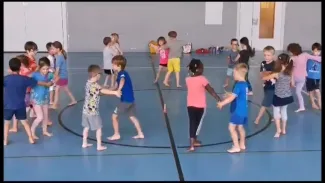 ronde des enfants (fête de fin d'année)