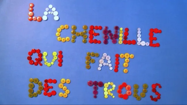 La chenille qui fait des trous